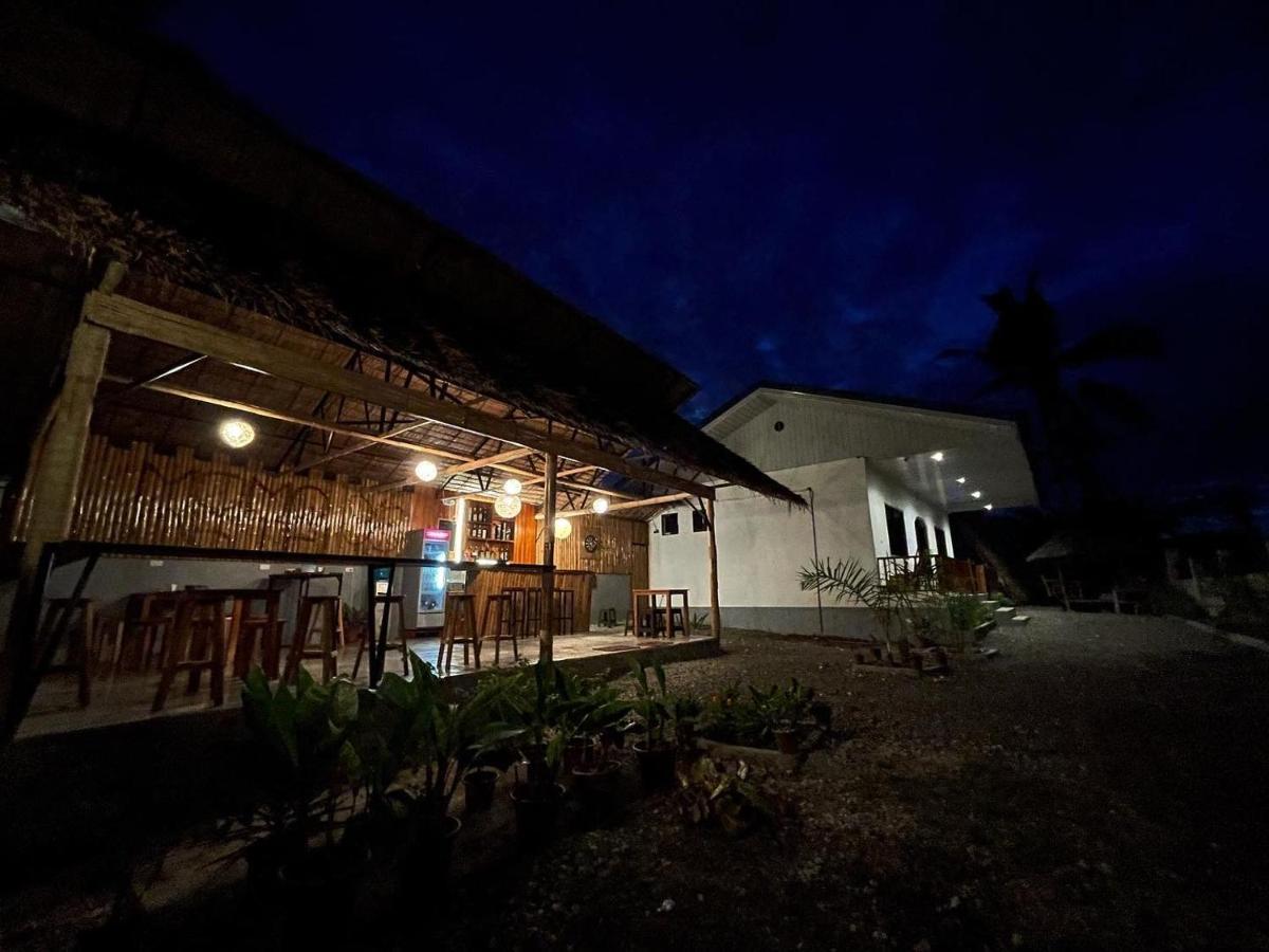 Momo Hostel モアルボアル エクステリア 写真